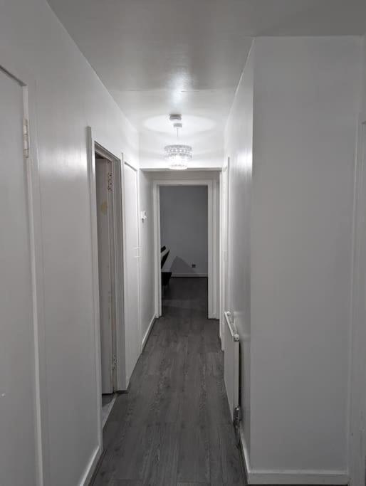 3 Bedroom Apartment Sleeps 8 EDI Exterior foto
