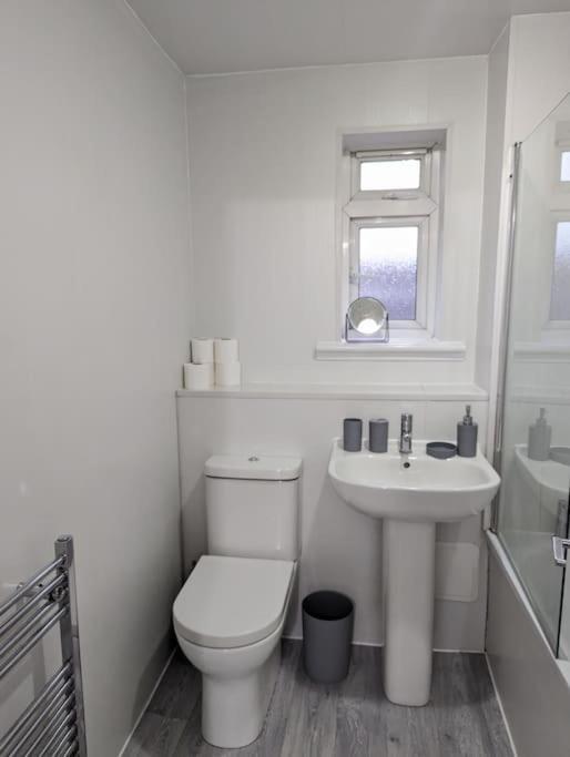 3 Bedroom Apartment Sleeps 8 EDI Exterior foto